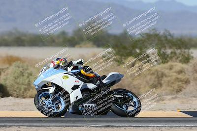 media/Nov-01-2025-CVMA (Sat) [[fc0f7531b8]]/Race 7-Formula Twins-Formula 40 UL/